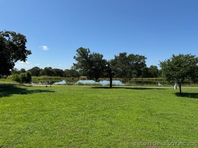 9 Arrowhead, Burneyville, OK 73430