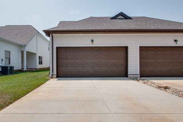 2155 Hospitality Ln, Murfreesboro, TN 37128