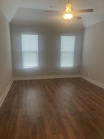 2155 Hospitality Ln, Murfreesboro, TN 37128