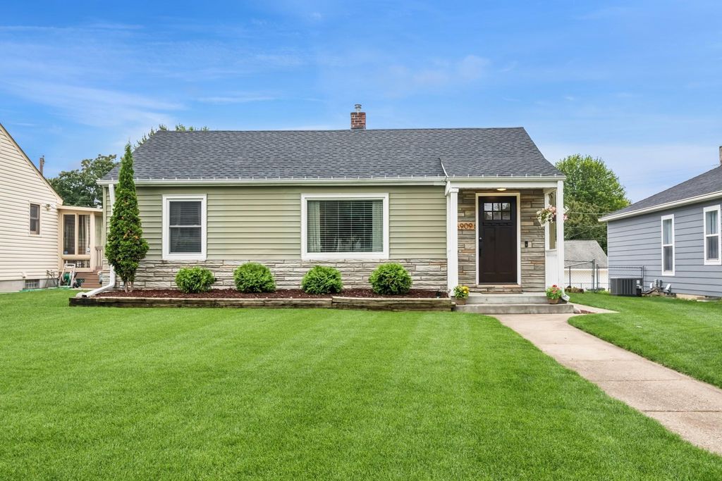 6909 Upton Avenue S, Richfield, MN 55423