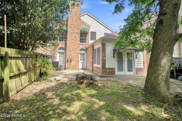 134 Ambiance Circle, Lafayette, LA 70508