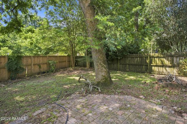 134 Ambiance Circle, Lafayette, LA 70508