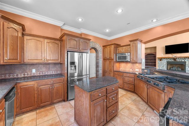 3248 The Knoll Lane, Lancaster, SC 29720