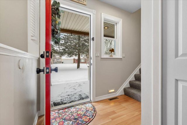 2772 Tim Avenue, Brighton, MI 48114