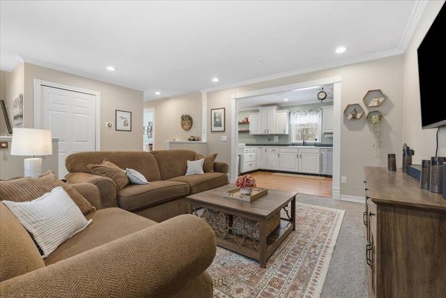 2772 Tim Avenue, Brighton, MI 48114