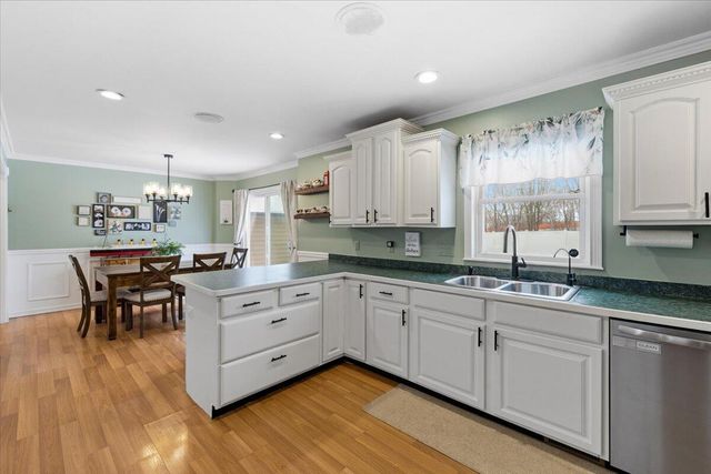 2772 Tim Avenue, Brighton, MI 48114