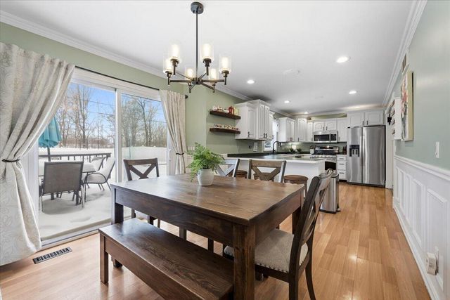 2772 Tim Avenue, Brighton, MI 48114