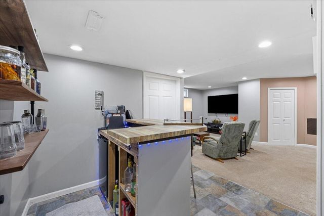 2772 Tim Avenue, Brighton, MI 48114