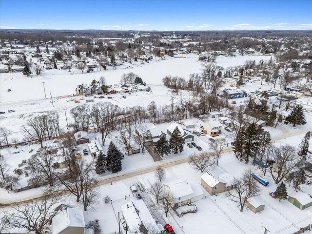 2772 Tim Avenue, Brighton, MI 48114