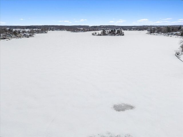 2772 Tim Avenue, Brighton, MI 48114