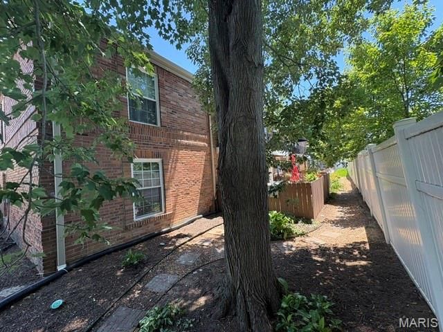 4277 Forest De Ville Drive E, Unincorporated, MO 63129