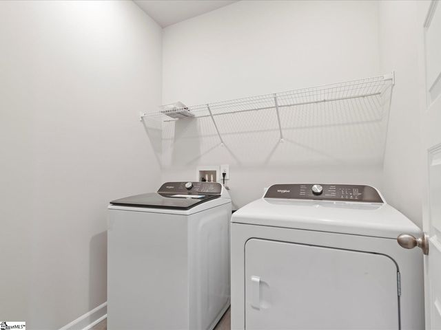 935 Rising Oak Court, Spartanburg, SC 29301