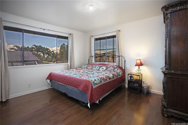 94-1027 Kaiamu Street, Waipahu, HI 96797