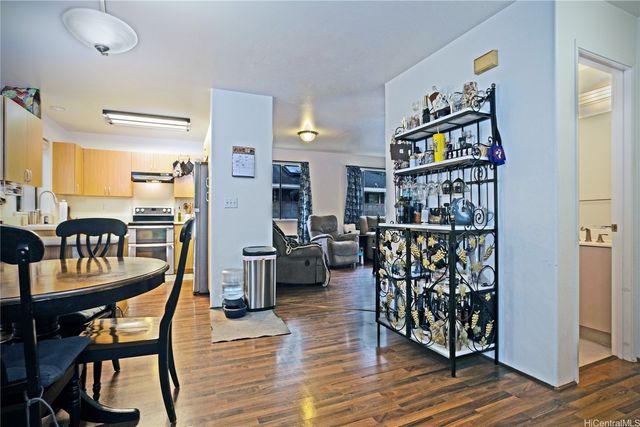 94-1027 Kaiamu Street, Waipahu, HI 96797