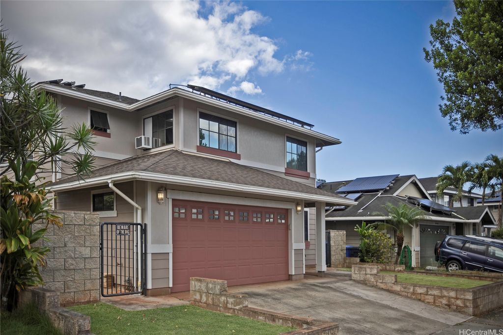 94-1027 Kaiamu Street, Waipahu, HI 96797