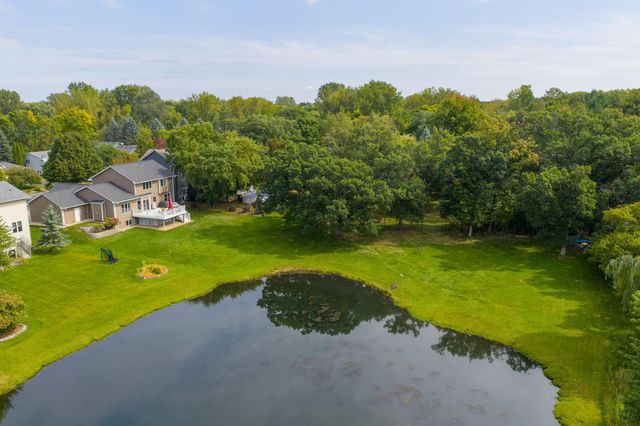 592 Vicki Lane, Shoreview, MN 55126