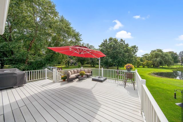 592 Vicki Lane, Shoreview, MN 55126