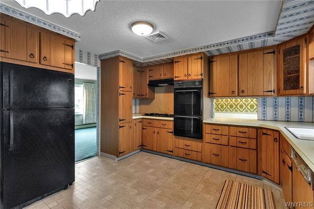 119 Kaymar Drive, Amherst, NY 14228