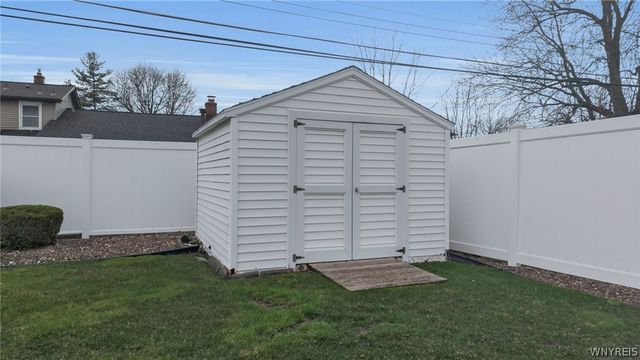 119 Kaymar Drive, Amherst, NY 14228