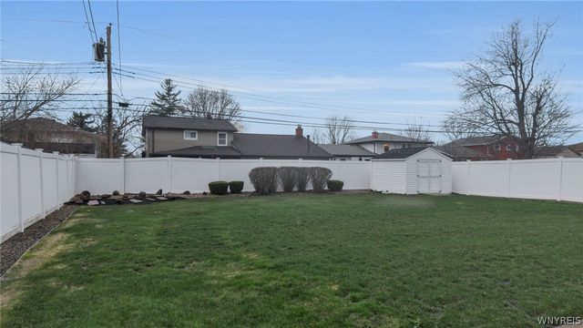 119 Kaymar Drive, Amherst, NY 14228