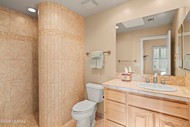 560 W Quiet Springs Drive, Oro Valley, AZ 85755