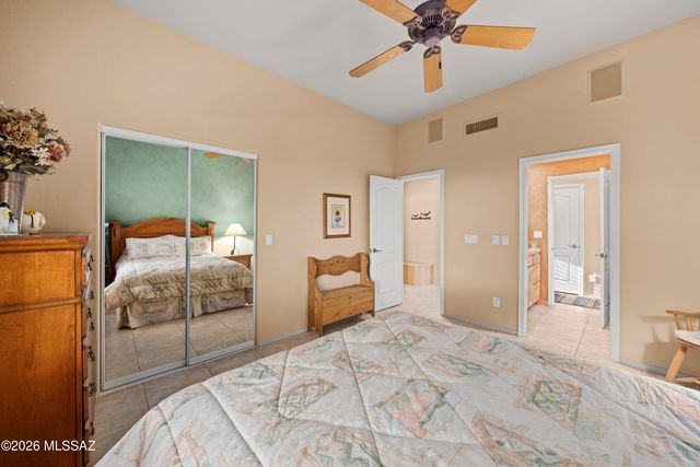 560 W Quiet Springs Drive, Oro Valley, AZ 85755
