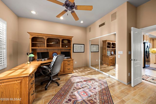 560 W Quiet Springs Drive, Oro Valley, AZ 85755