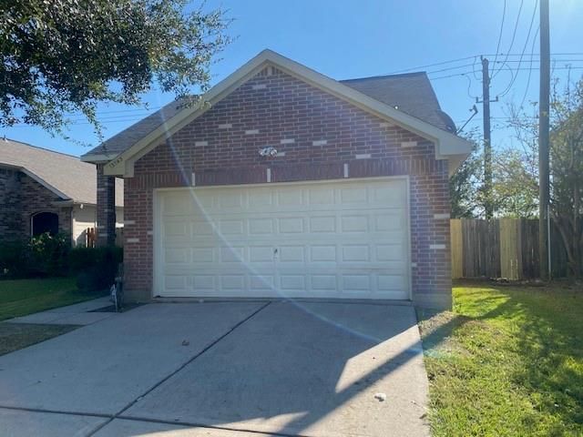 13543 Ambrose Street, Houston, TX 77045