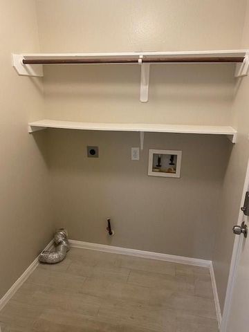 13543 Ambrose Street, Houston, TX 77045