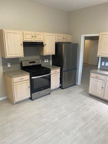 13543 Ambrose Street, Houston, TX 77045