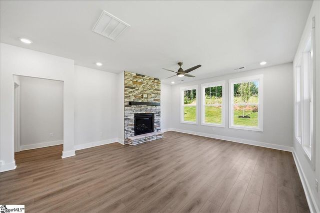 137 Beaverdam Creek Drive, Anderson, SC 29621