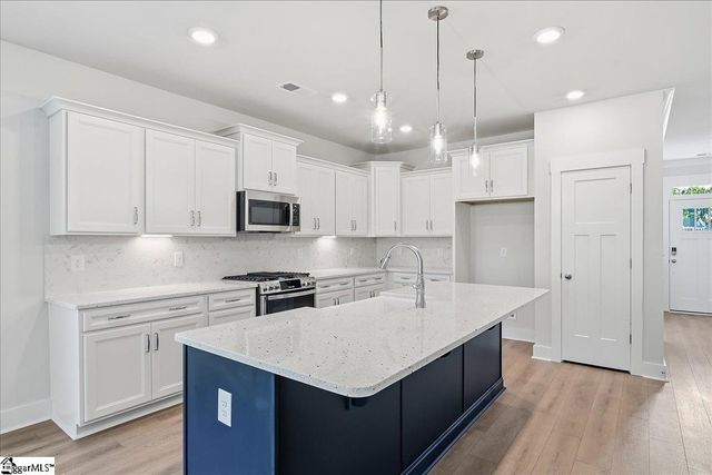 137 Beaverdam Creek Drive, Anderson, SC 29621