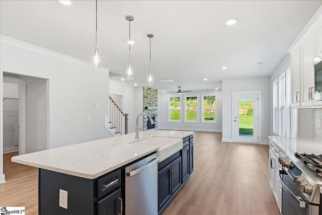 137 Beaverdam Creek Drive, Anderson, SC 29621