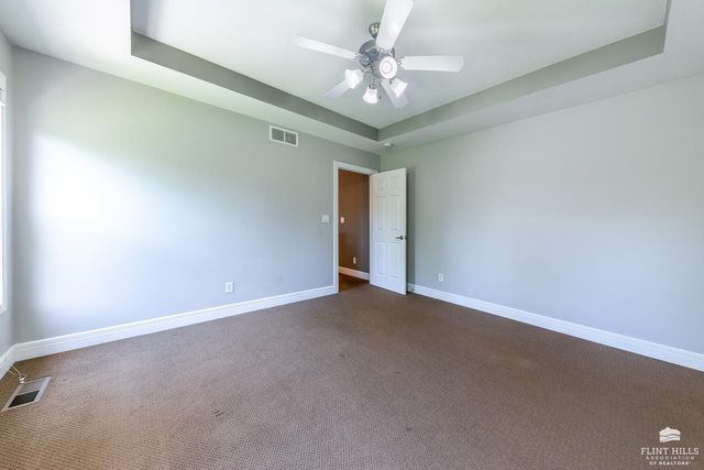 429 Haventon Drive, Manhattan, KS 66503