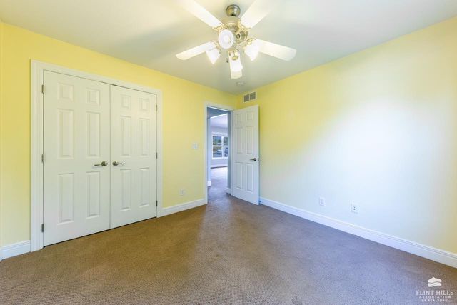 429 Haventon Drive, Manhattan, KS 66503