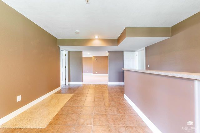 429 Haventon Drive, Manhattan, KS 66503