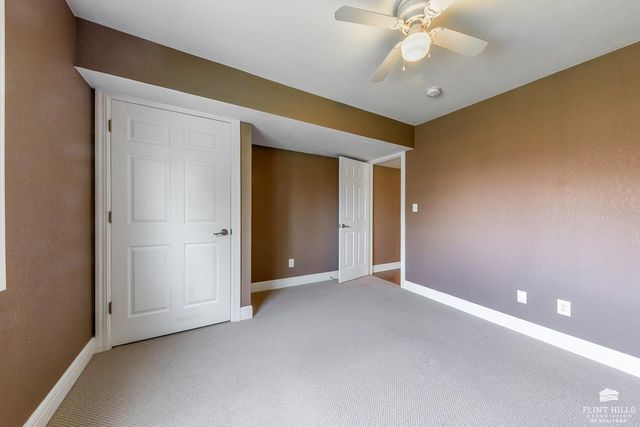 429 Haventon Drive, Manhattan, KS 66503