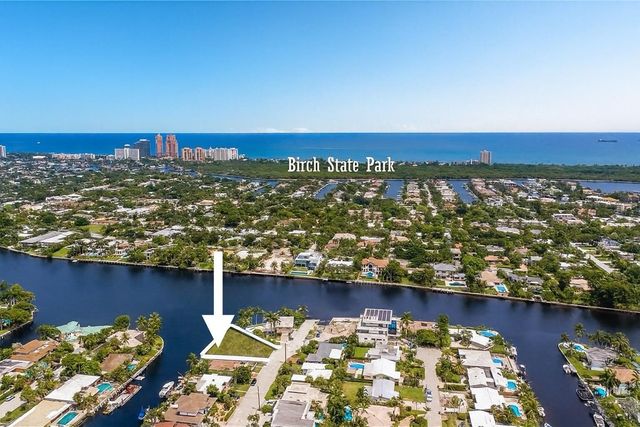 2231 NE 15th Ct, Fort Lauderdale, FL 33304