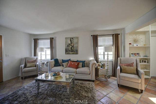 140 Yorktown, Costa Mesa, CA 92626