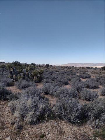 20 Mesa, Lucerne Valley, CA 92356