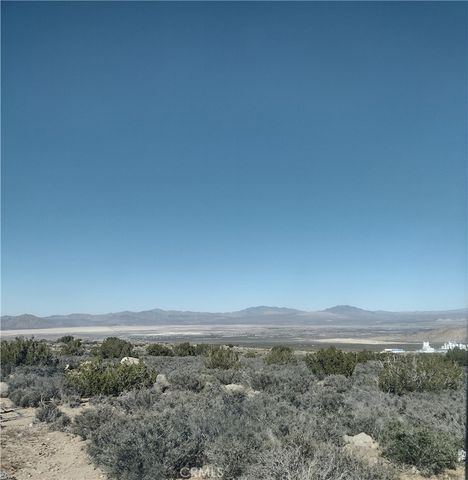 20 Mesa, Lucerne Valley, CA 92356