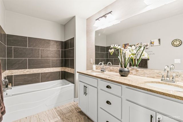 32794 Abrams Avenue, Black Diamond, WA 98010