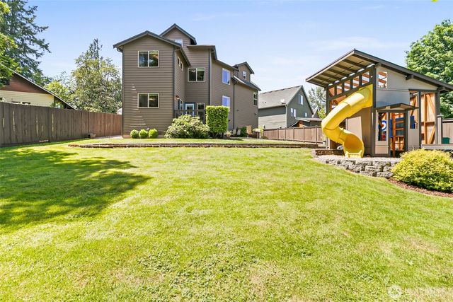32794 Abrams Avenue, Black Diamond, WA 98010