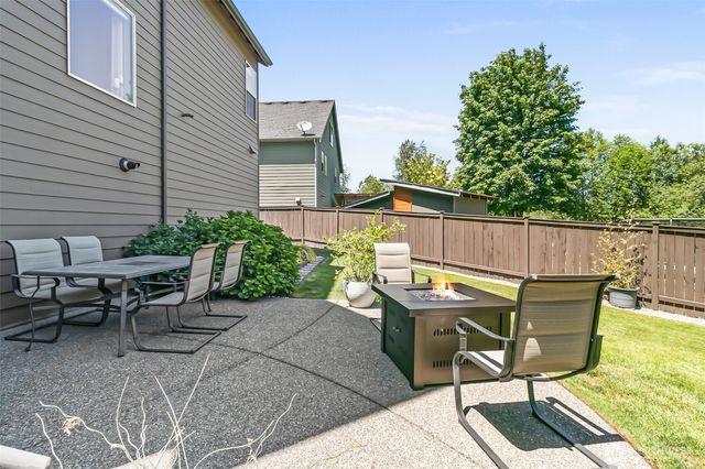32794 Abrams Avenue, Black Diamond, WA 98010