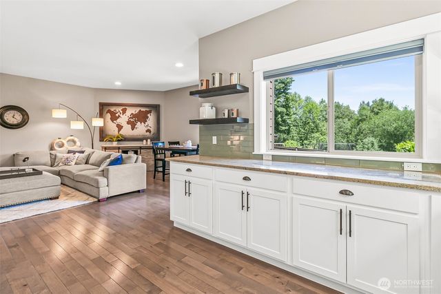 32794 Abrams Avenue, Black Diamond, WA 98010