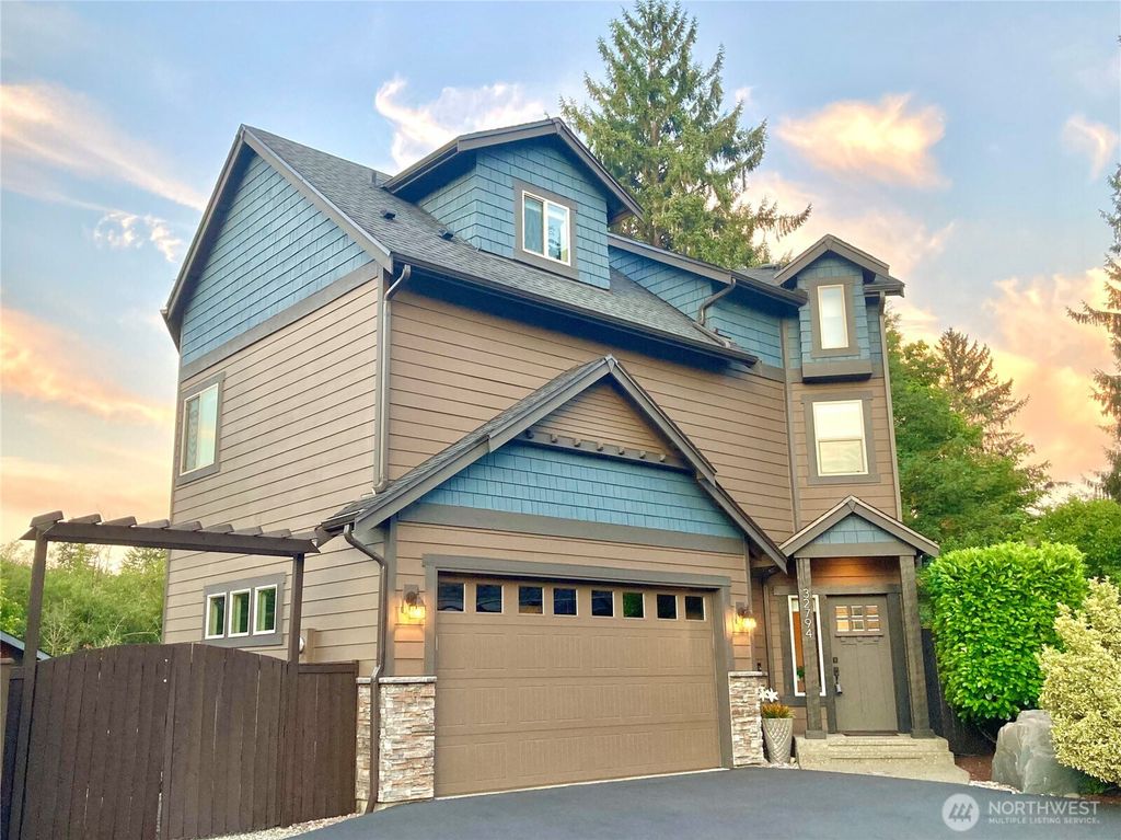 32794 Abrams Avenue, Black Diamond, WA 98010