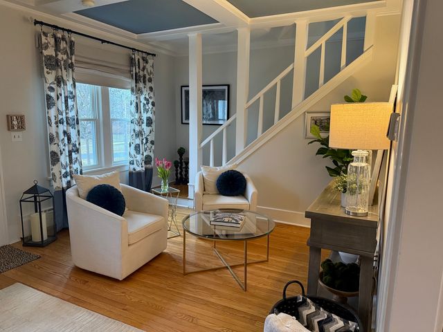 5201 Cumnor Road, Downers Grove, IL 60515