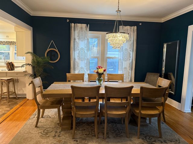 5201 Cumnor Road, Downers Grove, IL 60515