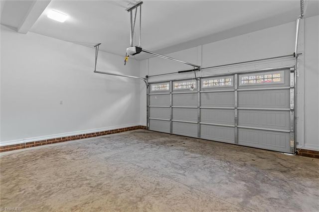 6049 Frye Bridge Road, Clemmons, NC 27012