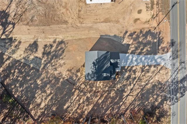 6049 Frye Bridge Road, Clemmons, NC 27012